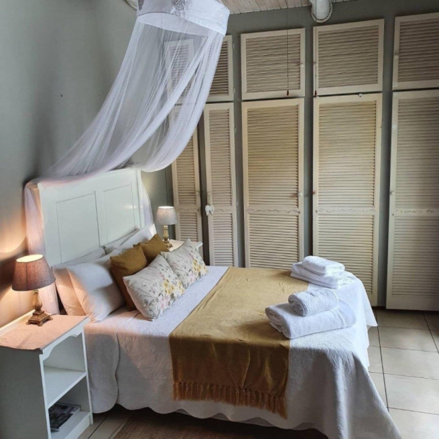 7 Bedroom Property for Sale in Van Der Hoff Park North West